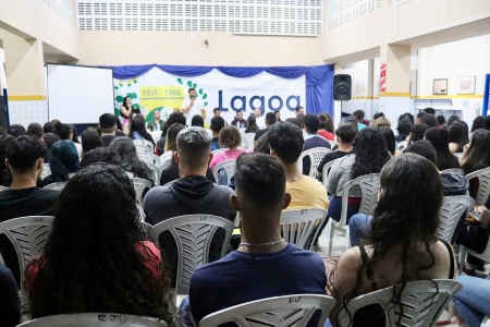 Uma aula diferenciada de Xadrez - Educandário Imaculada Conceição